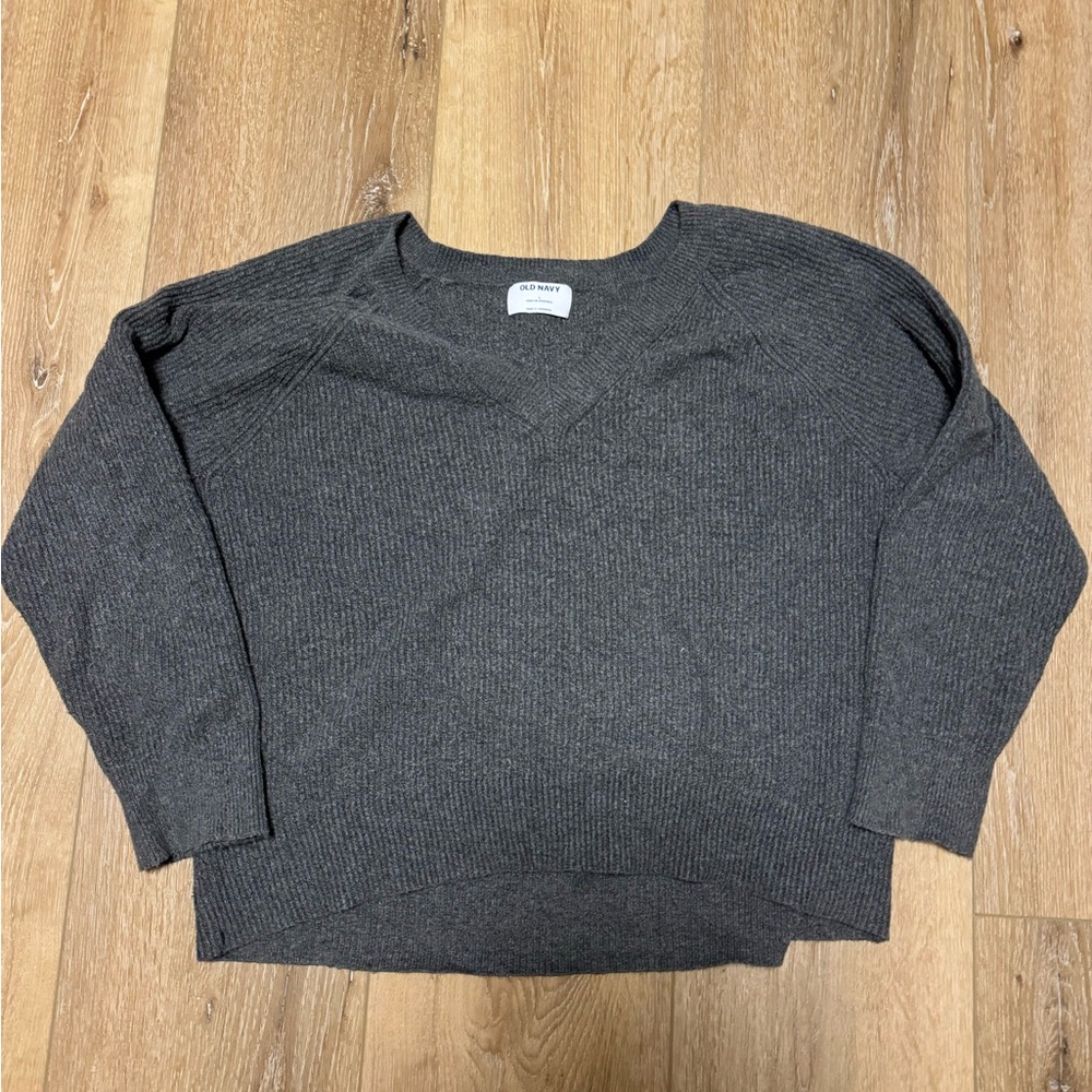 Grey oversized knit sweater with vneck cutout
